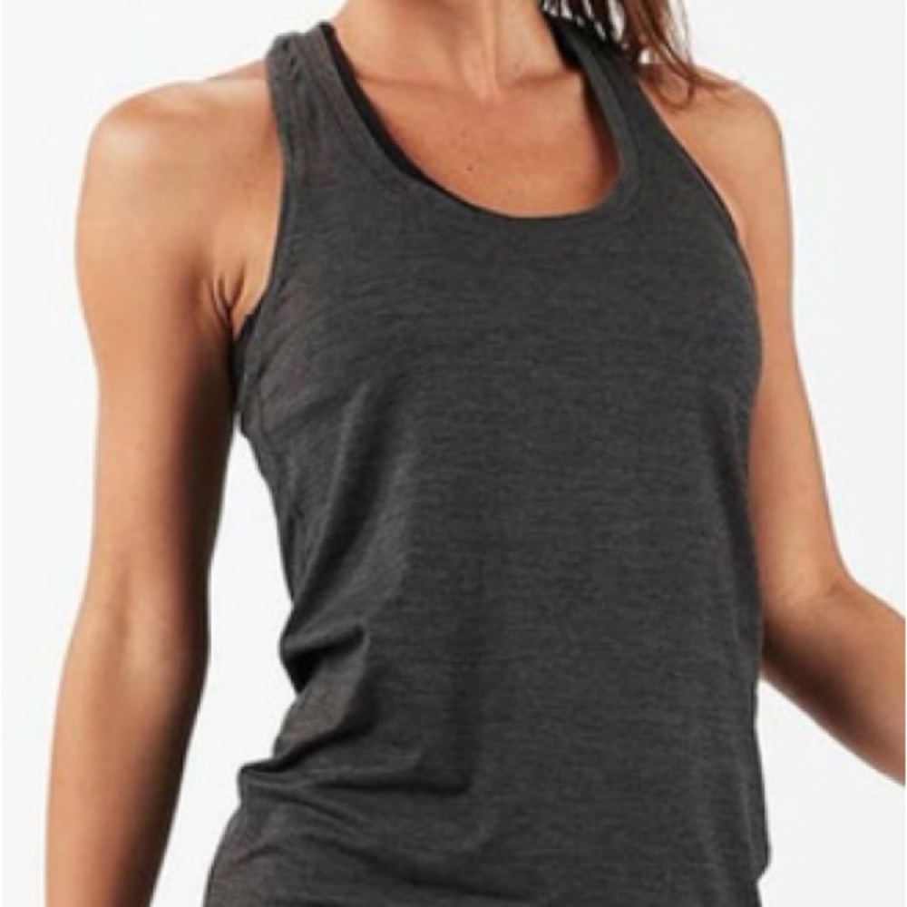 Vuori Lux Performance Tank